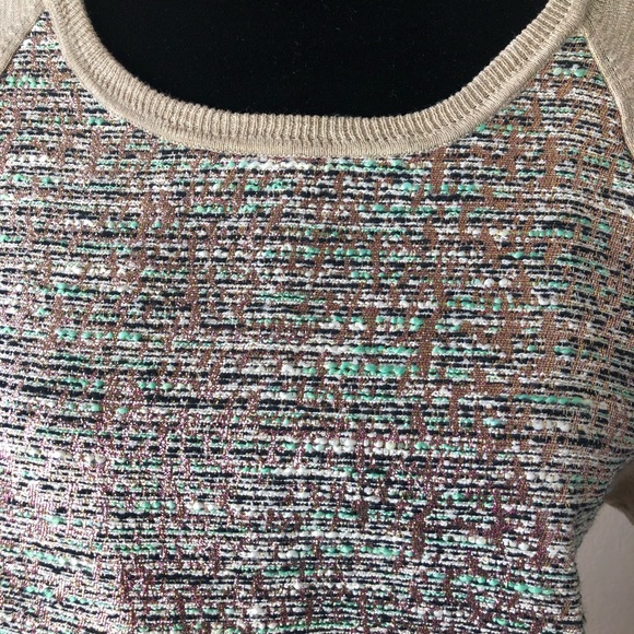 🔺SOLD🔻 J Crew Women's Metallic Shiny Top Size - Picture 6 of 7